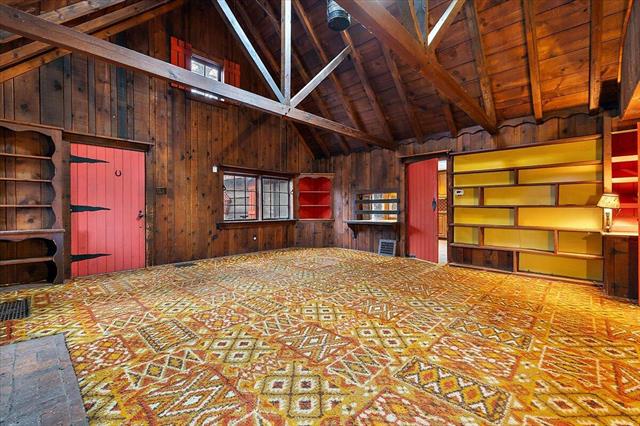 Builiding view twelve for 735 Renshaw, Clawson, MI. 48017