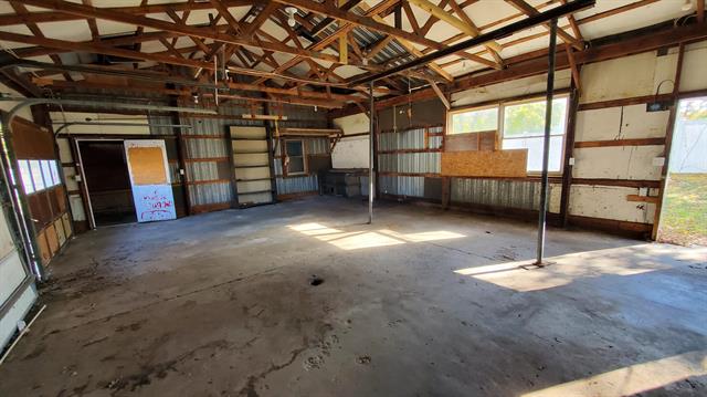 Builiding view thirteen for 913 Monroe, Lowell, MI. 49331