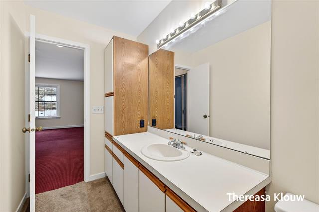 Builiding view thirty four for 17496 Meadow Wood, Spring Lake, MI. 49456