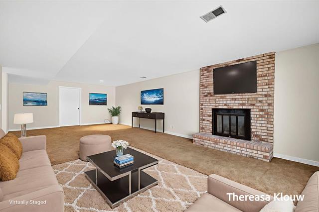 Builiding view thirty seven for 17496 Meadow Wood, Spring Lake, MI. 49456