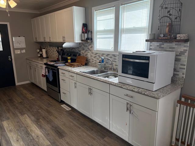 Builiding view fourteen for 519 Ramsdell, Manistee, MI. 49660