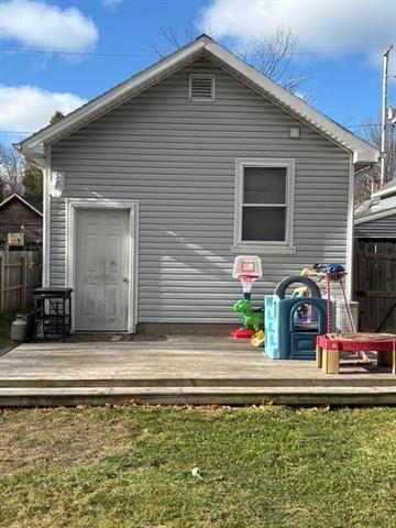 Builiding view two for 519 Ramsdell, Manistee, MI. 49660