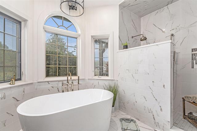 Builiding view eighteen for 66480 High Meadow, Edwardsburg, MI. 49112