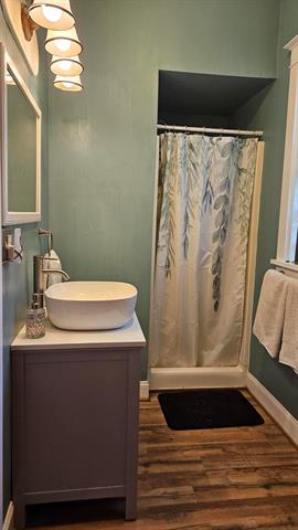 Builiding view eight for 103 Maple, Three Oaks, MI. 49128