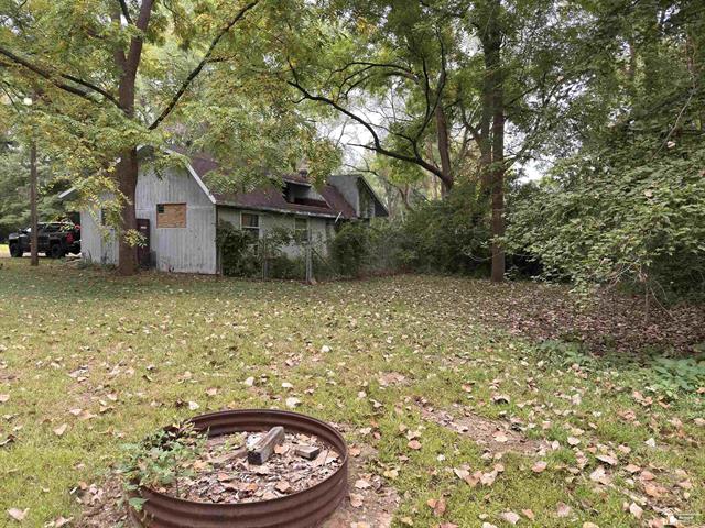 Builiding view six for 2807 Smith, Lambertville, MI. 48144