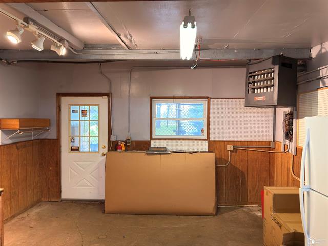 Builiding view twelve for 2807 Smith, Lambertville, MI. 48144