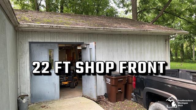 Builiding view twenty three for 2807 Smith, Lambertville, MI. 48144