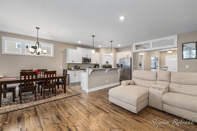 Builiding view four for 885 Cooks Crossing, Byron Center, MI. 49315