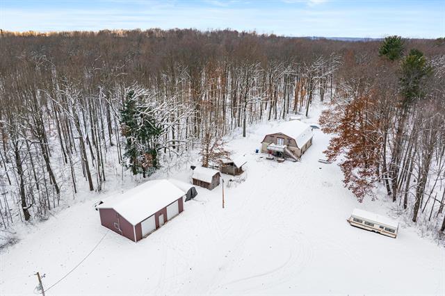 Builiding view twenty eight for 706 26Th, Allegan, MI. 49010