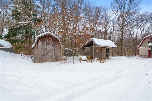 Builiding view twenty five for 706 26Th, Allegan, MI. 49010