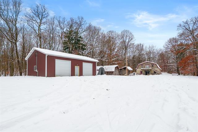 Builiding view twenty seven for 706 26Th, Allegan, MI. 49010