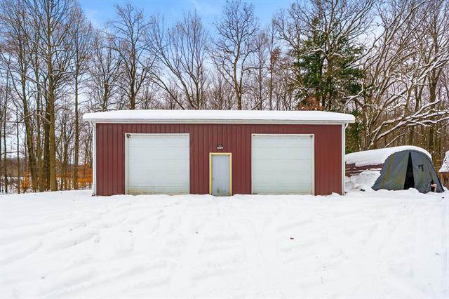 Builiding view twenty six for 706 26Th, Allegan, MI. 49010