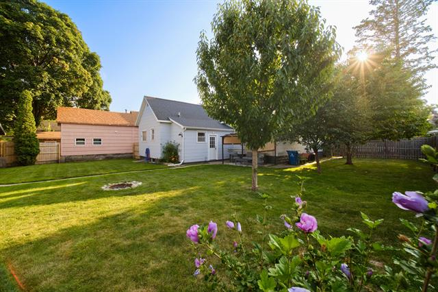 Builiding view two for 115 Mc Kee, Manistee, MI. 49660