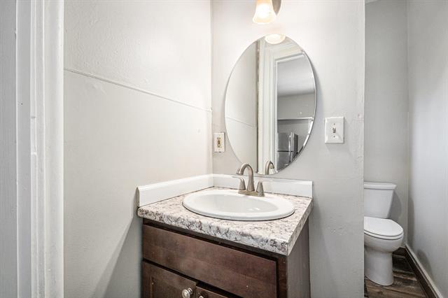 Builiding view nine for 835 Bates, Grand Rapids, MI. 49506