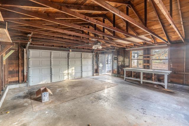 Builiding view forty one for 1521 Riblet, Muskegon, MI. 49445