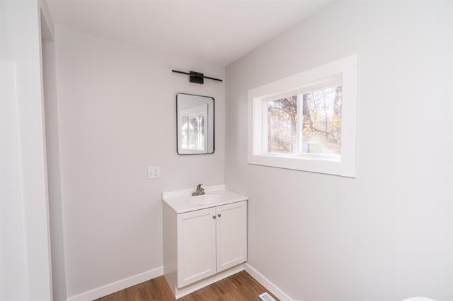 Builiding view twelve for 1521 Riblet, Muskegon, MI. 49445