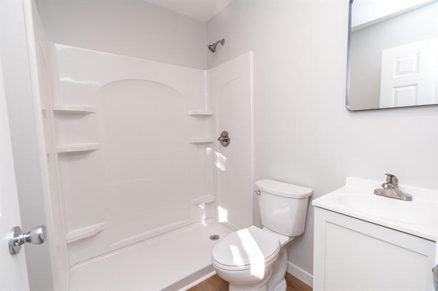 Builiding view twenty two for 1521 Riblet, Muskegon, MI. 49445