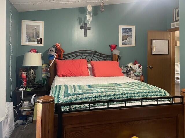 Builiding view eight for 310 Welton, Ionia, MI. 48846