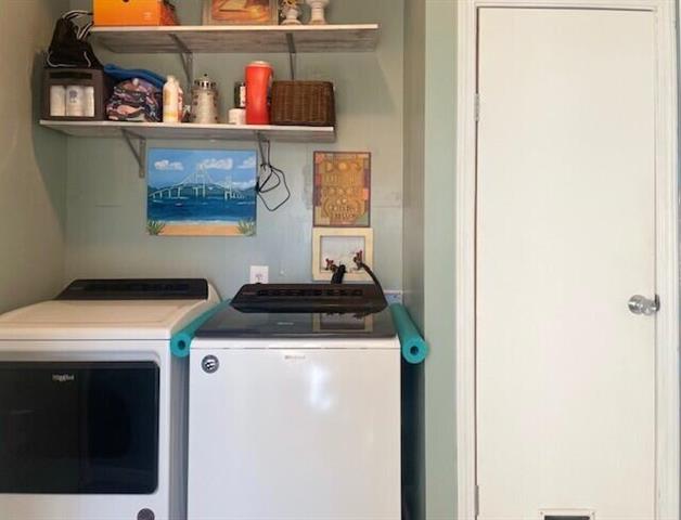 Builiding view eighteen for 310 Welton, Ionia, MI. 48846