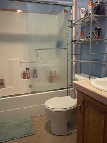 Builiding view fifteen for 310 Welton, Ionia, MI. 48846