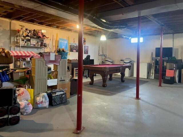 Builiding view twenty one for 310 Welton, Ionia, MI. 48846