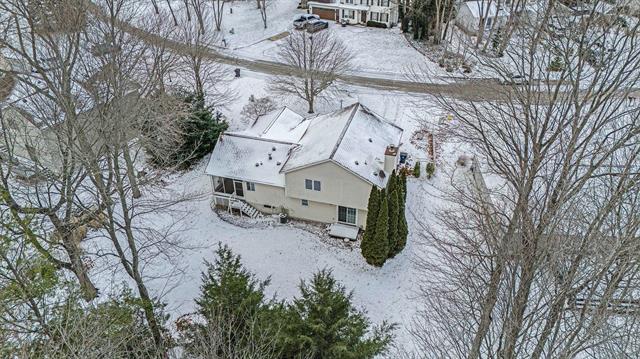 Builiding view thirty four for 6468 Wildcreek, Holland, MI. 49423