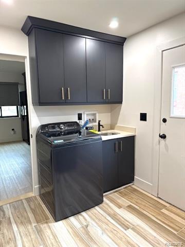 Builiding view seventeen for 261 Tecumseh, Clawson, MI. 48017