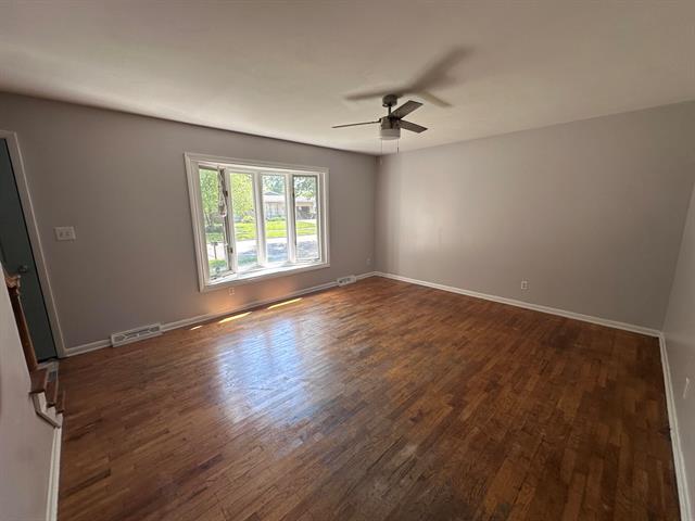 Builiding view seven for 1401 Sibley, Lowell, MI. 49331
