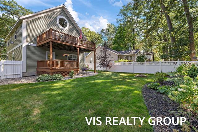 Builiding view eighteen for 17323 Ottawa, Spring Lake, MI. 49456