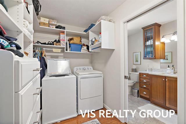 Builiding view forty six for 17323 Ottawa, Spring Lake, MI. 49456