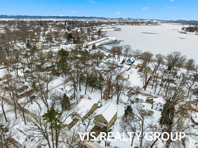 Builiding view seventy nine for 17323 Ottawa, Spring Lake, MI. 49456