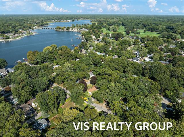 Builiding view seventy three for 17323 Ottawa, Spring Lake, MI. 49456