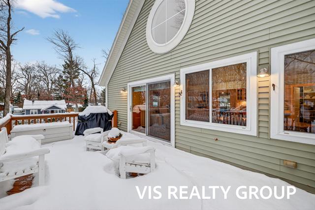 Builiding view sixteen for 17323 Ottawa, Spring Lake, MI. 49456