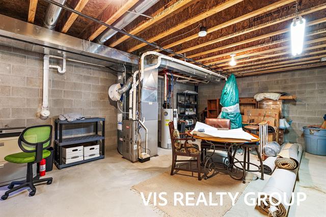 Builiding view sixty four for 17323 Ottawa, Spring Lake, MI. 49456