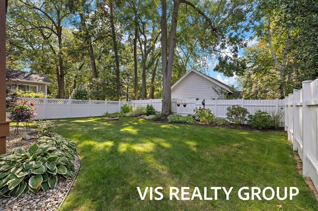 Builiding view ten for 17323 Ottawa, Spring Lake, MI. 49456