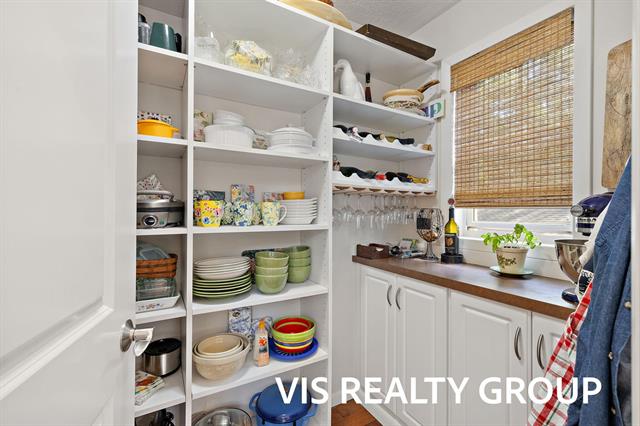 Builiding view thirty nine for 17323 Ottawa, Spring Lake, MI. 49456