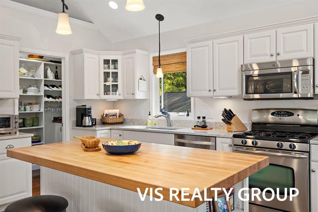 Builiding view twenty three for 17323 Ottawa, Spring Lake, MI. 49456