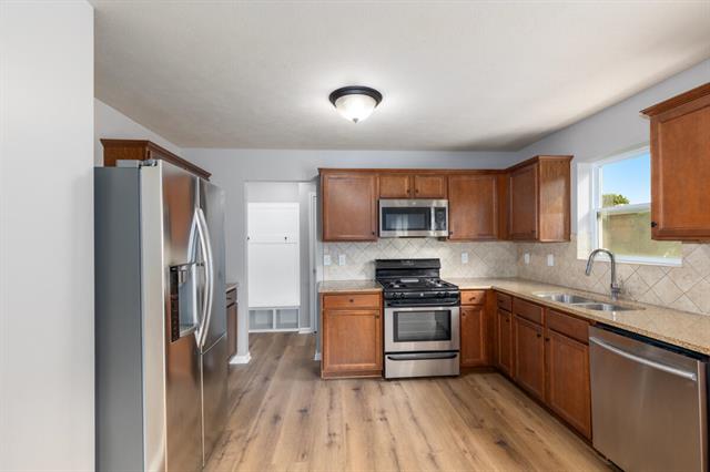 Builiding view eleven for 24537 Brownstone, Mattawan, MI. 49071