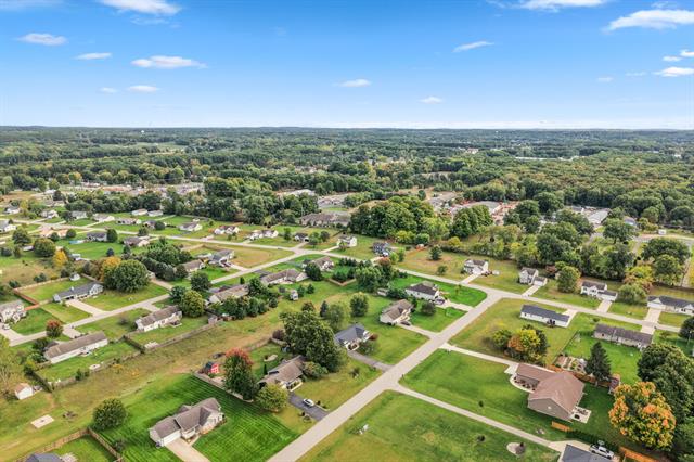 Builiding view forty seven for 24537 Brownstone, Mattawan, MI. 49071