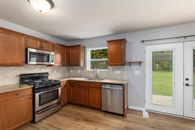 Builiding view ten for 24537 Brownstone, Mattawan, MI. 49071