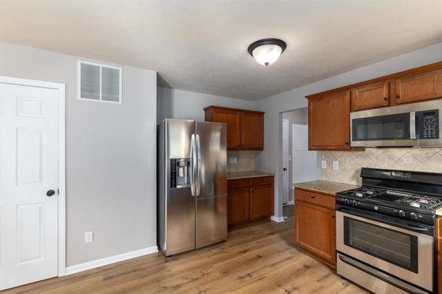 Builiding view twelve for 24537 Brownstone, Mattawan, MI. 49071