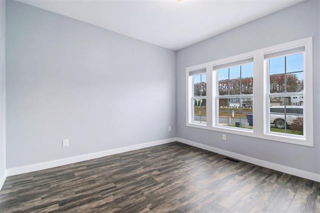 Builiding view eight for 613 Trumpeter Bay Dr, Benton Harbor, MI. 49022