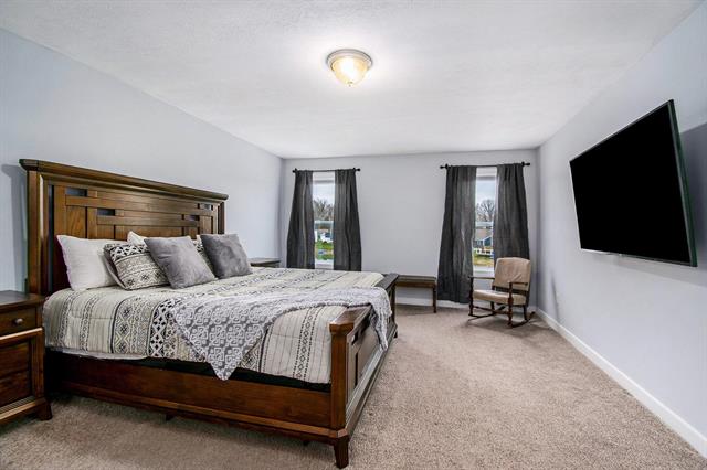 Builiding view nine for 613 Trumpeter Bay Dr, Benton Harbor, MI. 49022