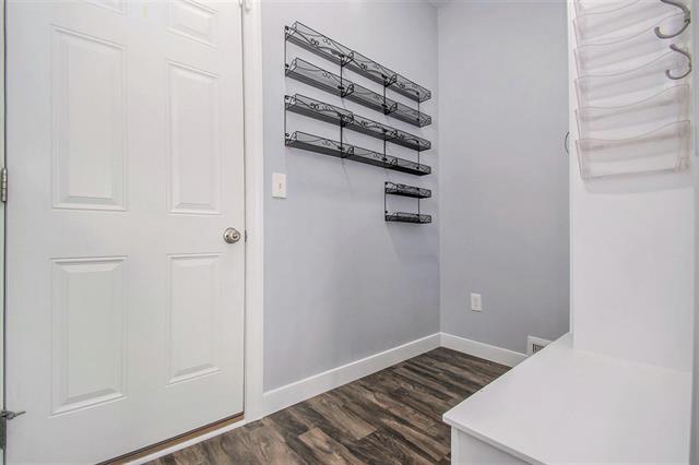 Builiding view six for 613 Trumpeter Bay Dr, Benton Harbor, MI. 49022