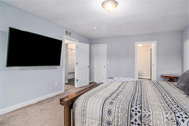 Builiding view ten for 613 Trumpeter Bay Dr, Benton Harbor, MI. 49022