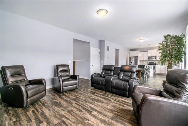 Builiding view three for 613 Trumpeter Bay Dr, Benton Harbor, MI. 49022