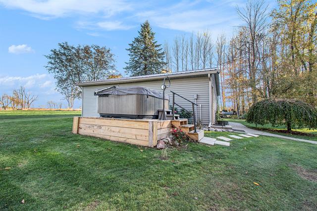 Builiding view twenty one for 270 Briggs, Stanton, MI. 48888