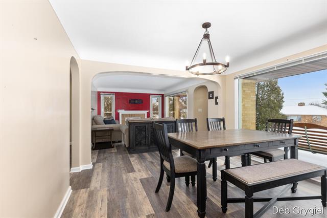 Builiding view eight for 1715 Oswego, Grand Rapids, MI. 49504