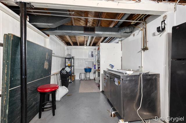 Builiding view twenty five for 1715 Oswego, Grand Rapids, MI. 49504