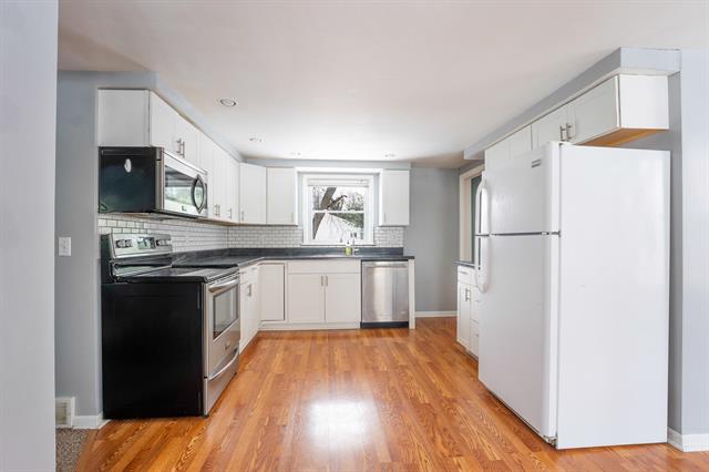 Builiding view seven for 8005 Edmonds, Portage, MI. 49024